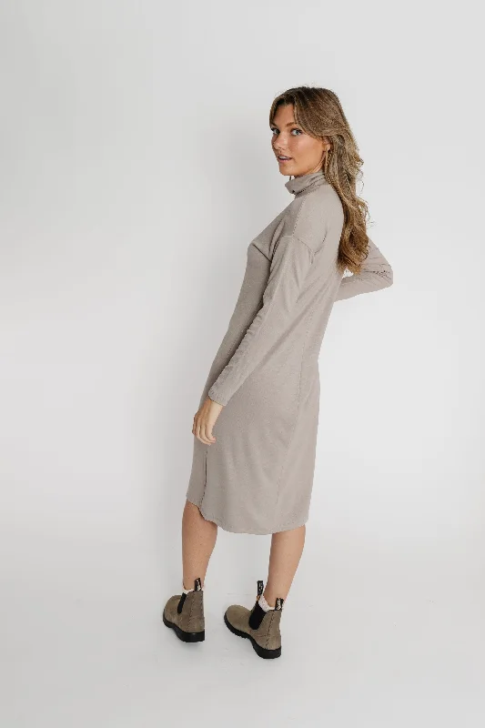 Marlo Dress in Khaki